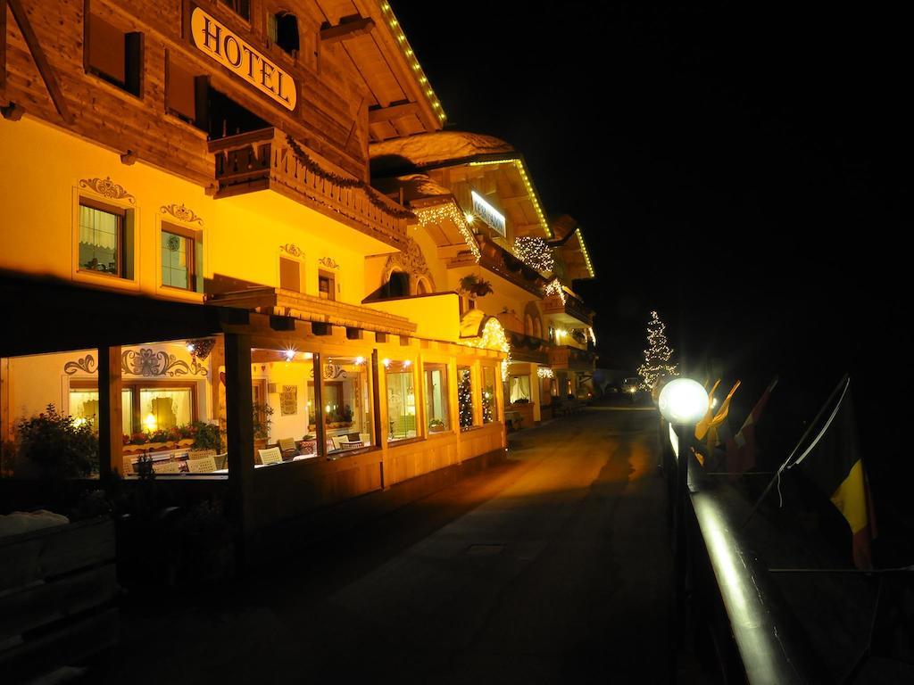 Hotel Cesa Padon อารับบา ภายนอก รูปภาพ